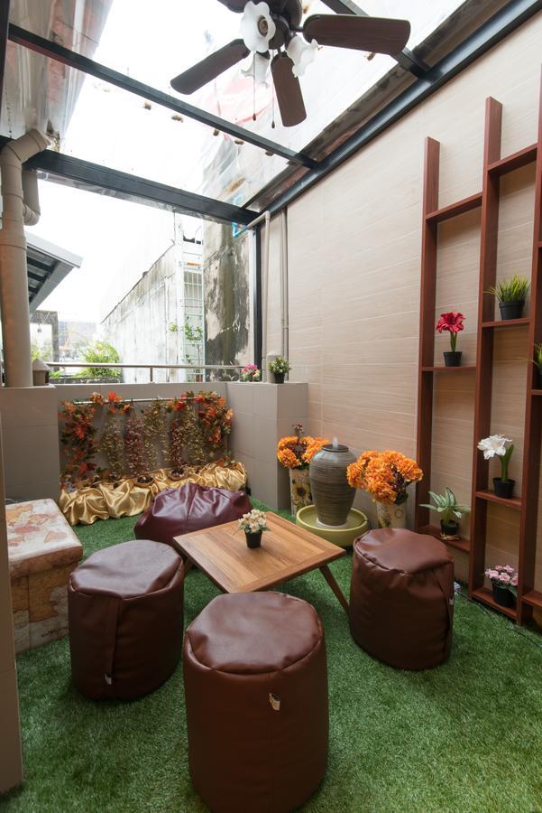 Augusta Hostel Bangkok Kültér fotó