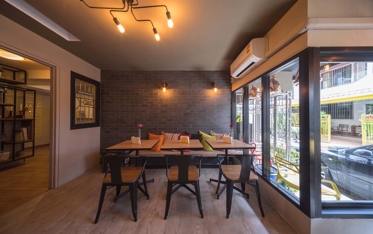 Augusta Hostel Bangkok Kültér fotó