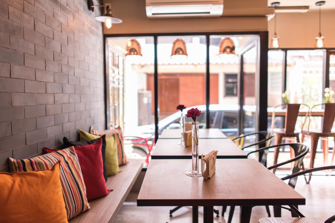 Augusta Hostel Bangkok Kültér fotó